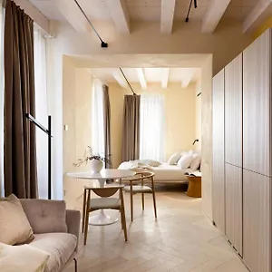 Palazzo Ciopeta - Italian Excellence Apartment